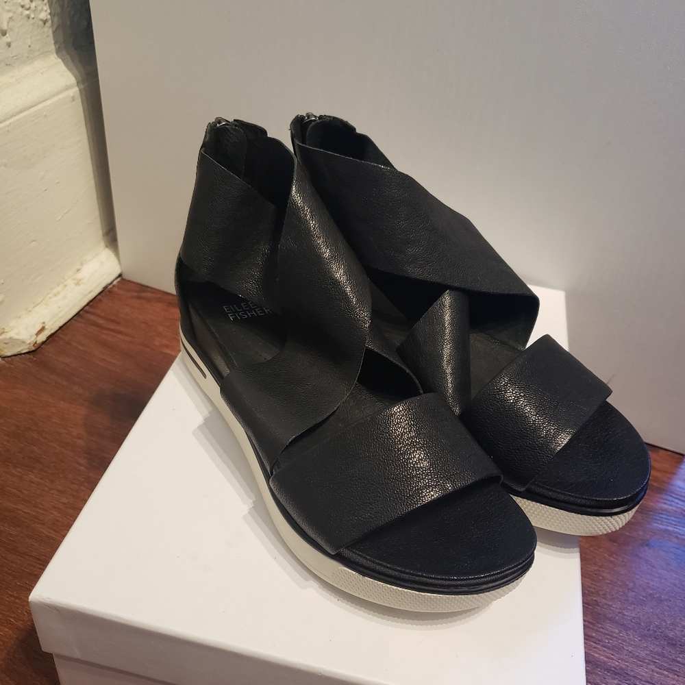 Eileen Fisher Size 6